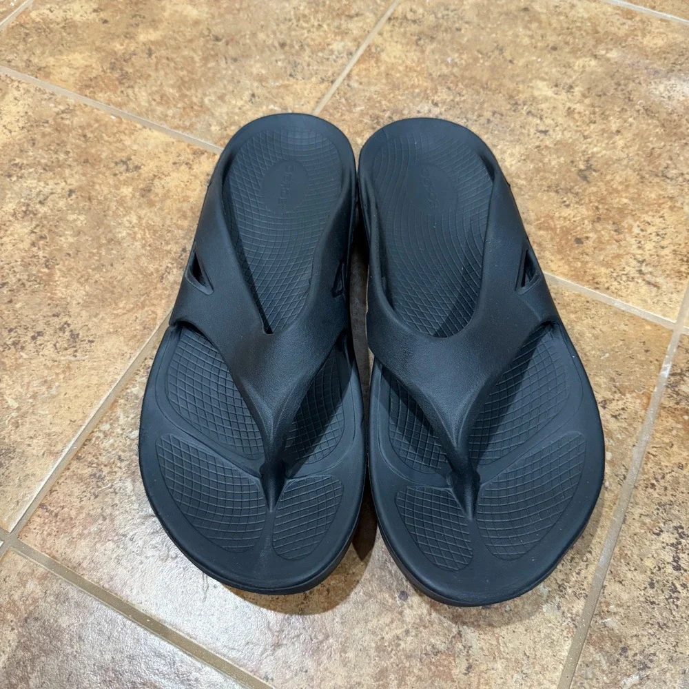 OOFOS OOriginal Recovery Flip Flop Sandal Black Men Sz 13 EU 46 Comfort Casual